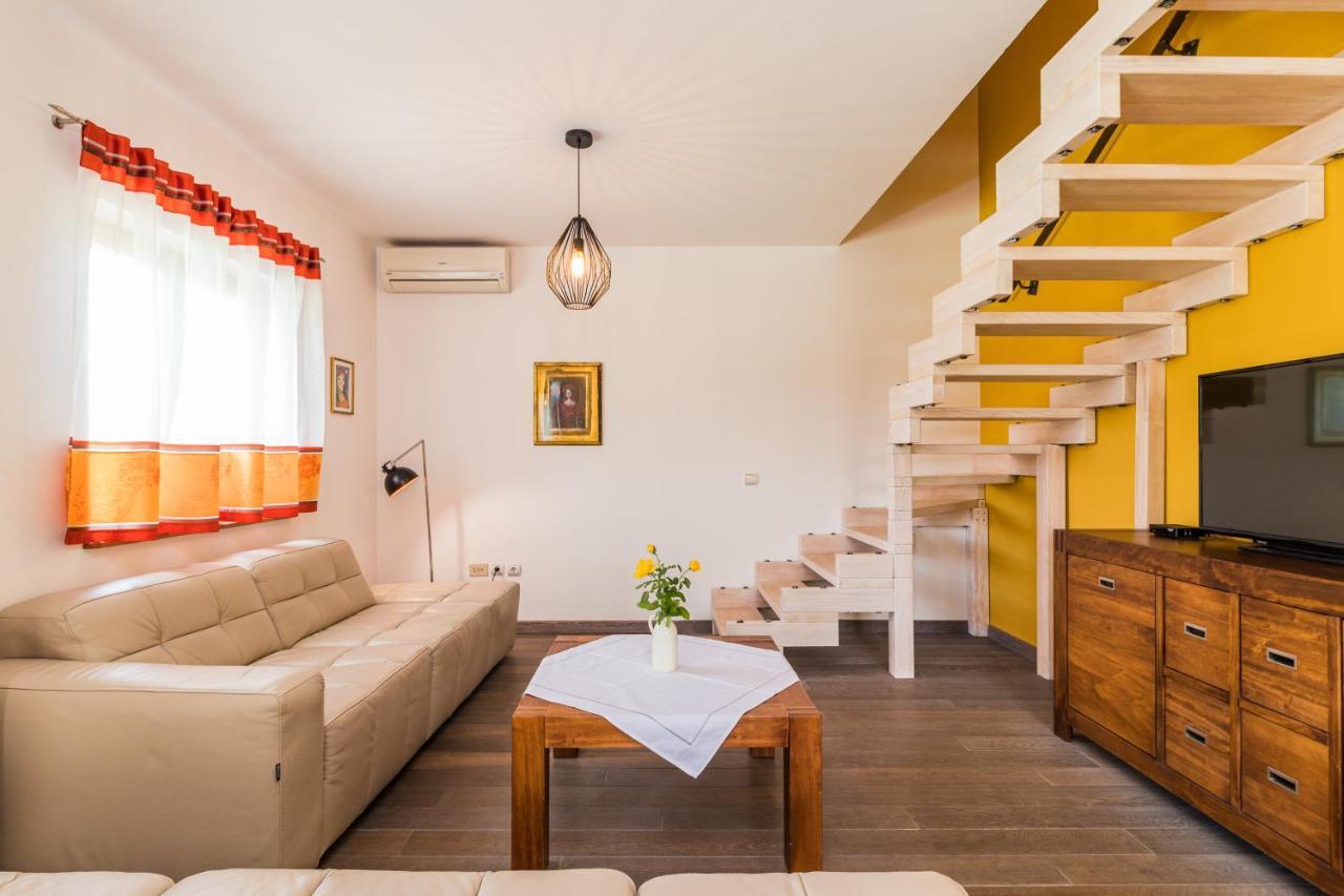 Villa Nada بوجي المظهر الخارجي الصورة